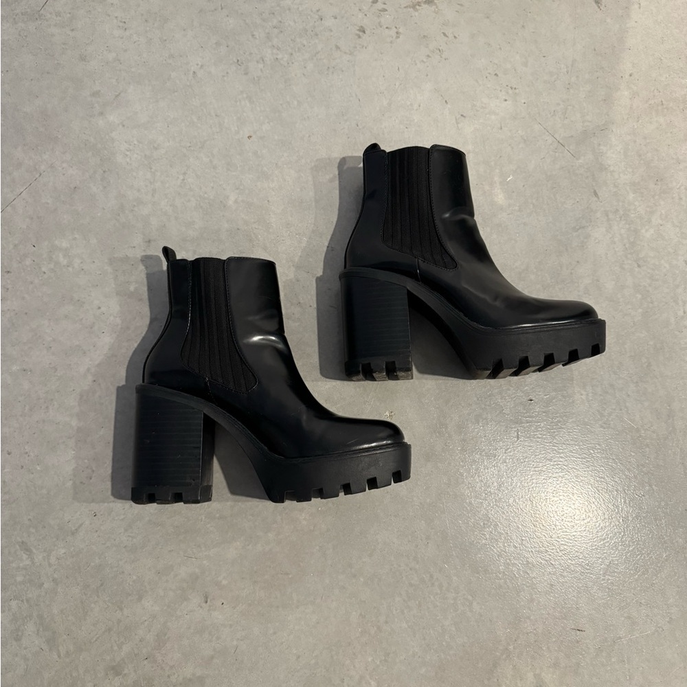Zara Black Chunky Heel Ankle Boots